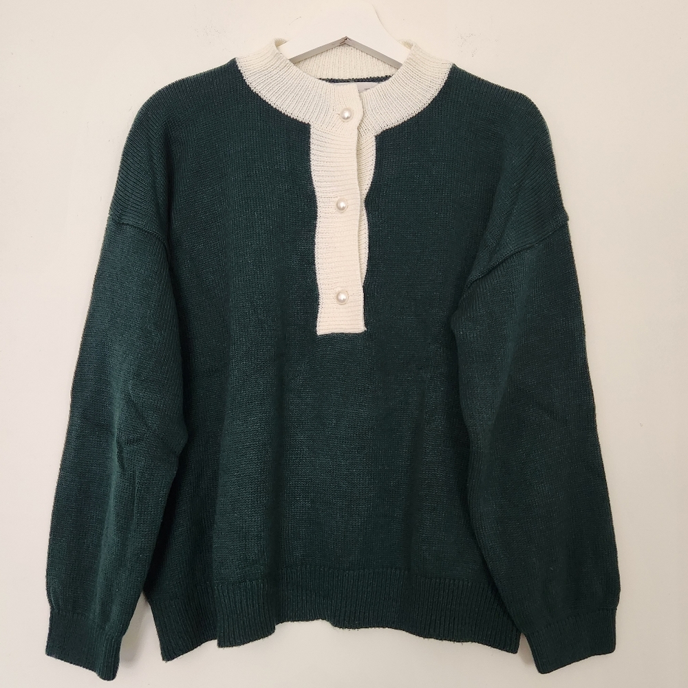 66girls  Green Sweater Perl Buttons